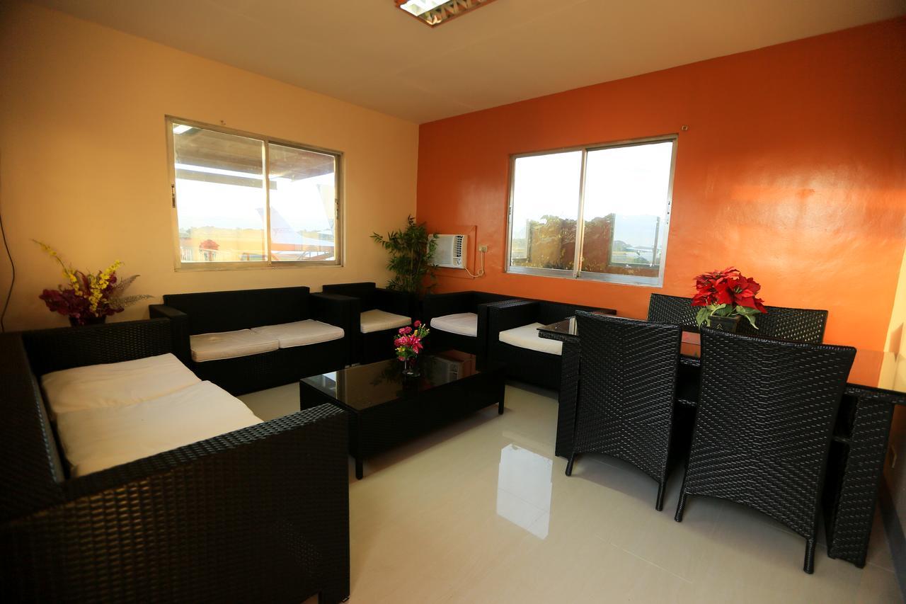 Aerostop Hotel & Restaurant Plaridel  Extérieur photo